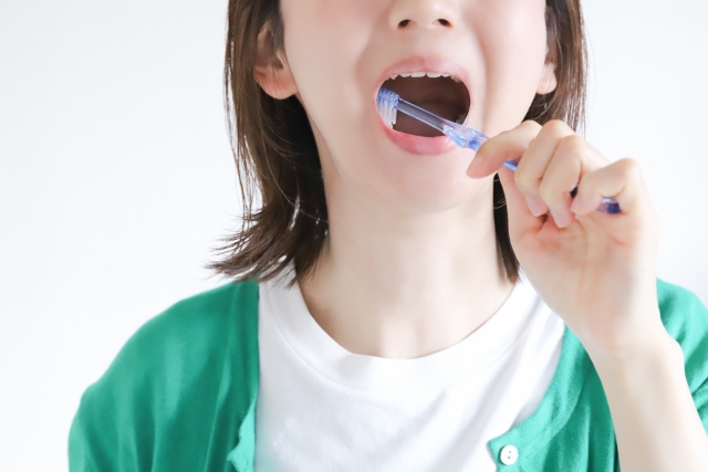 歯列矯正は虫歯や歯周病のリスク軽減にもつながります